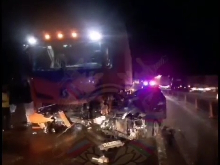 В аварии с легковушкой и грузовиком в Крымском районе погибли 2 человека