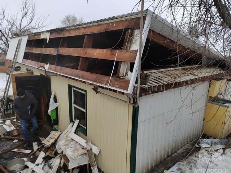 Родственник случайно поджег жилье людей в Пугачеве