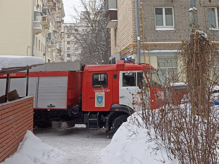 Мужчина погиб в результате пожара на севере Москвы