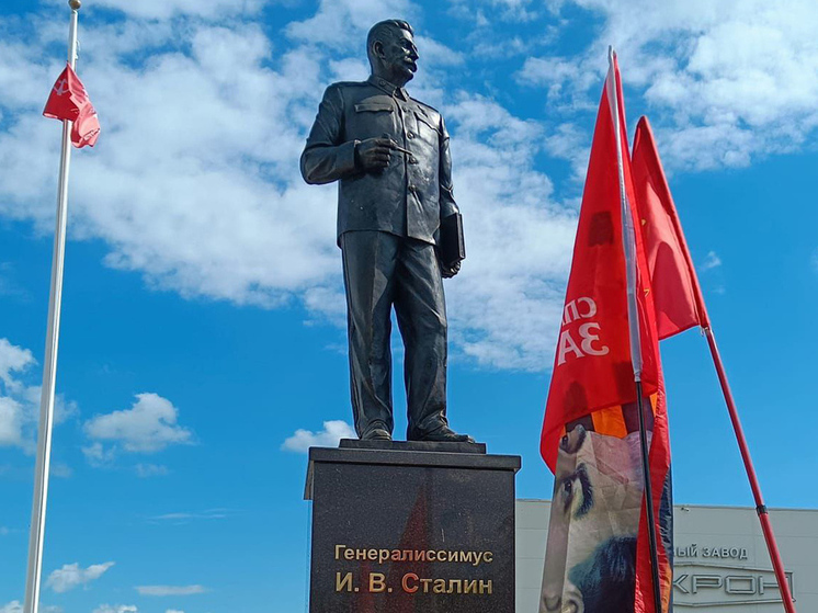 Андрей Беляев о великолукском Сталине: Это не памятник
