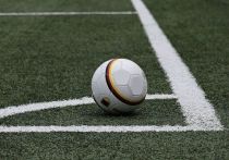 Футболист умер на поле из-за удара молнии