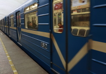 Движение по красной ветке петербургского метро восстановлено. Об этом сообщили в пресс-службе городской подземки.