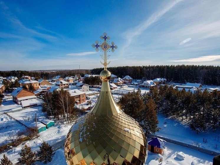 Томичей просят помочь с покупкой куполов для храмового комплекса на въезде в Томск