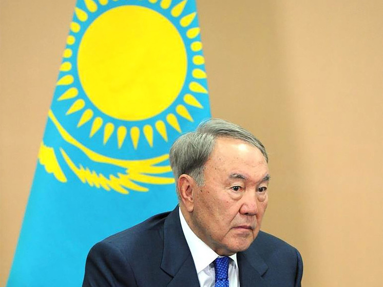 Назарбаев предупредил о близости ядерной катастрофы