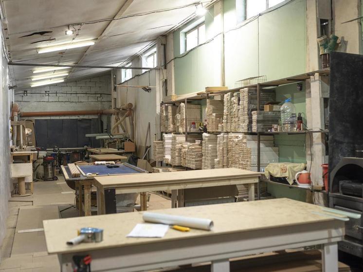 Мебельная фабрика обманула 10 красноярцев на 400 тысяч рублей