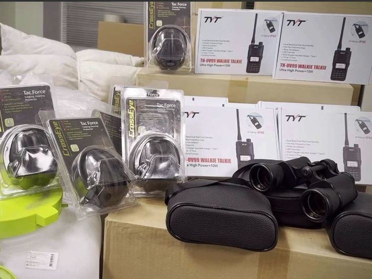 Из Орловской области в зону СВО отправили тактические наушники и рации