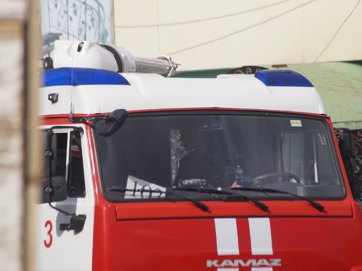 В здании администрации Кировского района Красноярска произошло замыкание