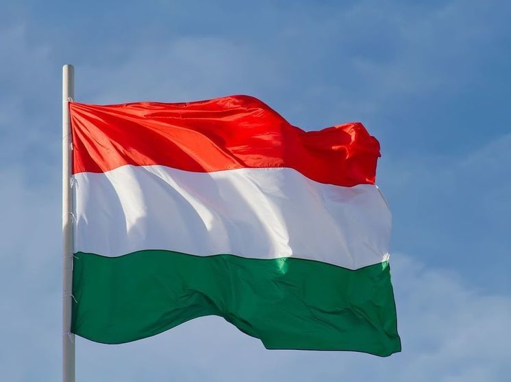 Reuters: Еврокомиссия отказывается разморозить €10 млрд для Венгрии
