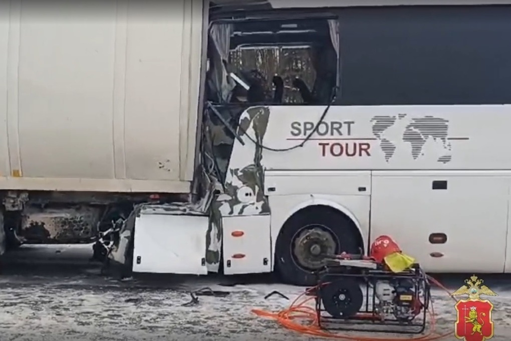 ГИБДД опубликовало видео с места аварии автобуса с костромскими преподавателями