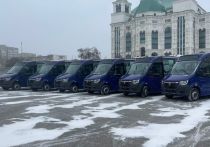 В Астрахань прибыла новая партия автобусов малого класса, которые также синего цвета и будут использоваться в Астрахани