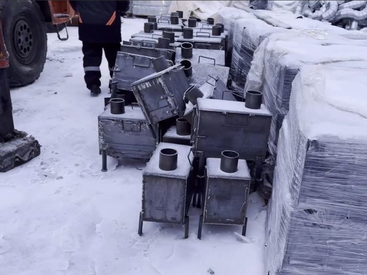 Из Орловской области в зону СВО отвезли 20 тонн воды