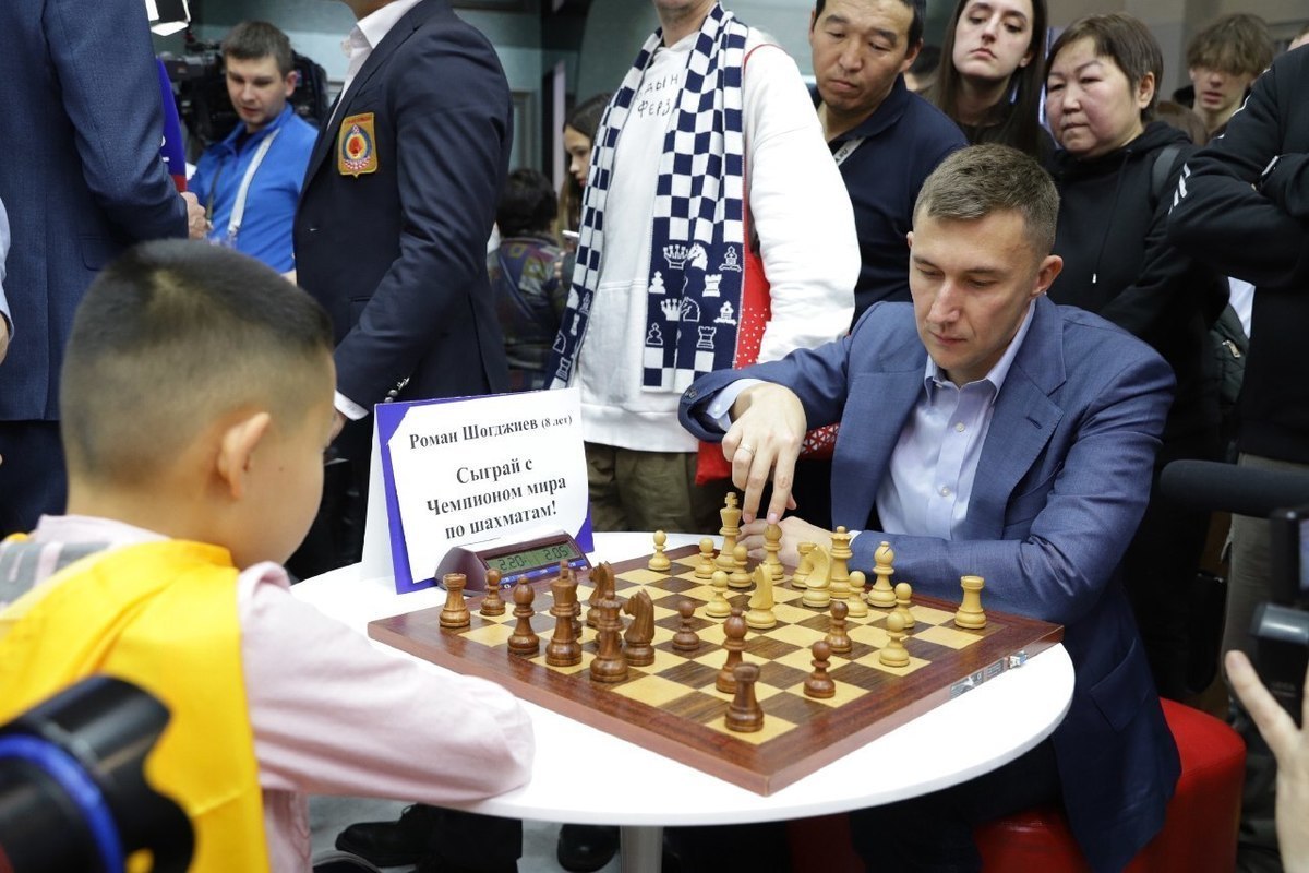 Сергей Карякин откроет шахматный клуб в Калмыкии