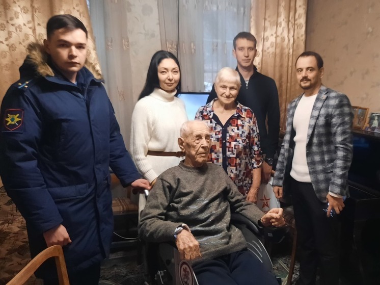 Подарок мобильности для героя Великой Отечественной войны в Бишкеке