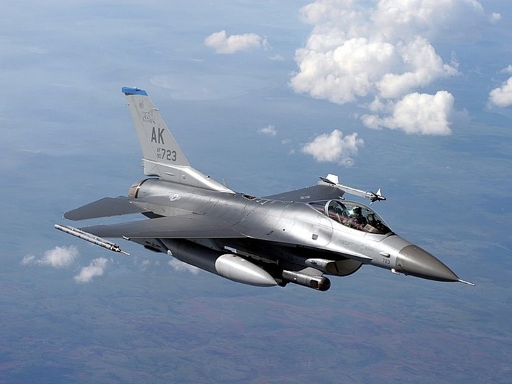 Reuters: аэродромы Украины непригодны для взлета истребителей F-16
