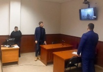 14 декабря Свердловский областной суд оставил под стражей авторитетного коммерсанта Фартового (Александра Д