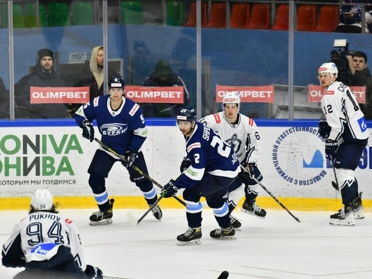 Хоккеисты воронежского «Бурана» разгромно проиграли питерскому «Динамо»