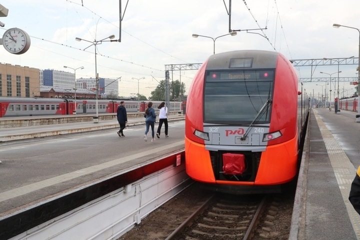 В Петербурге развивают транспортное сообщение с другими регионами