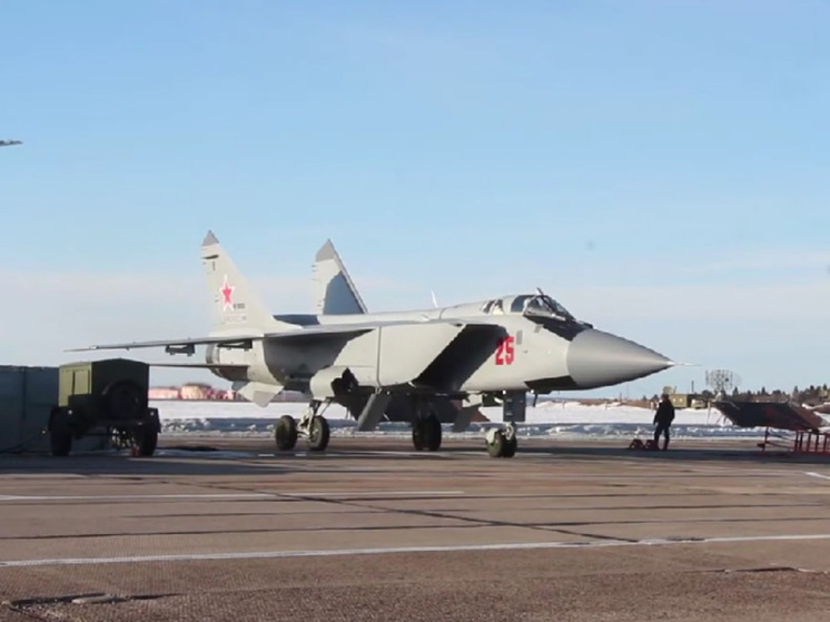 Очевидцы сообщили о крупнейшей атаке по объектам ВСУ в ряде регионов Украины