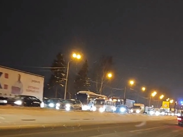В Ярославле из-за ДТП нельзя попасть в город