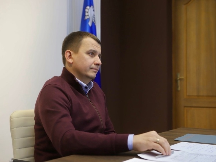 Власти Курска отменили занятия во всех школах города из-за снегопада