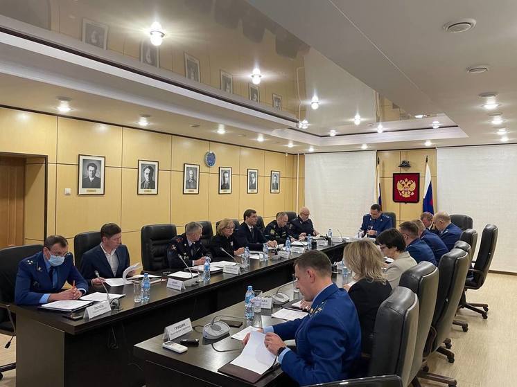 На Ямале за год выявили 655 нарушений в сфере охраны труда