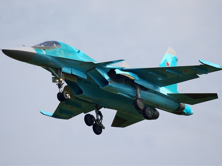 Российские Су-34 фугасными бомбами уничтожили командные пункты ВСУ на Купянском направлении