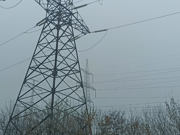 Пятнадцать городских маршрутов приостановили движение в Донецке