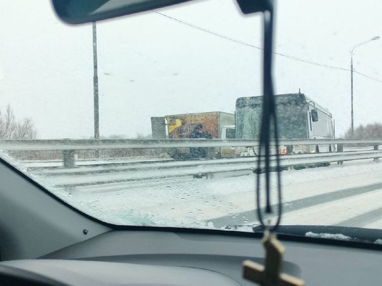 На Северной окружной дороге в Рязани автобус столкнулся с «Газелью»