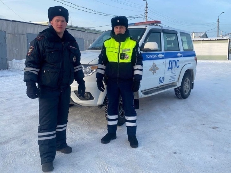 На Южном Урале полицейские спасли замерзающих на морозе девушек