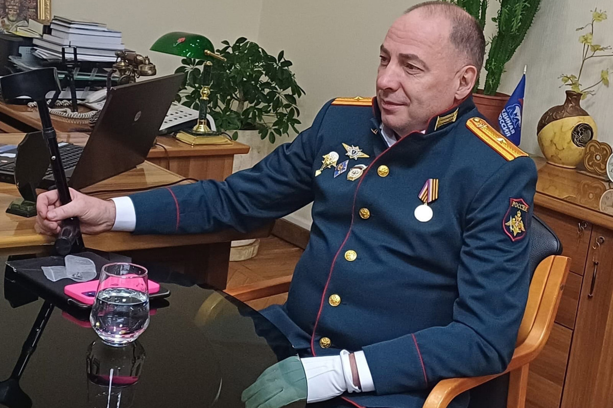 Строев посетил Орловский горсовет после прохождения лечения в госпитале