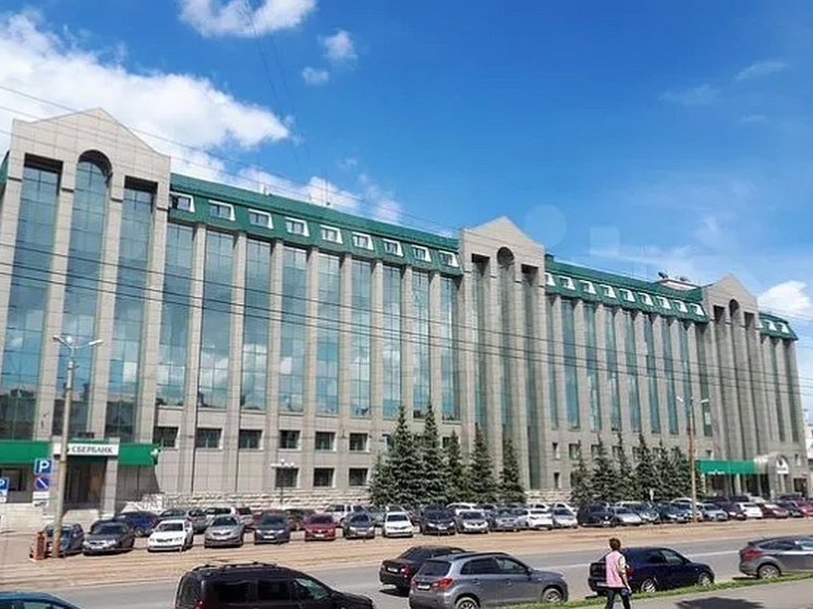 В Уфе за 508 млн рублей продают здание Сбербанка