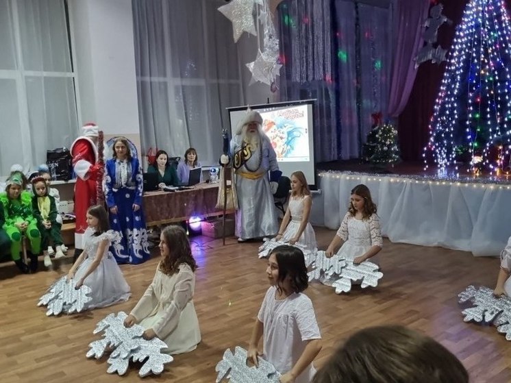 Дед Мороз из Бурятии посетит школы в Старобешево