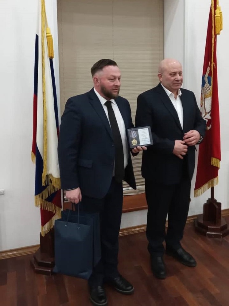 Глава кировской администрации получил медаль за устойчивое развитие города