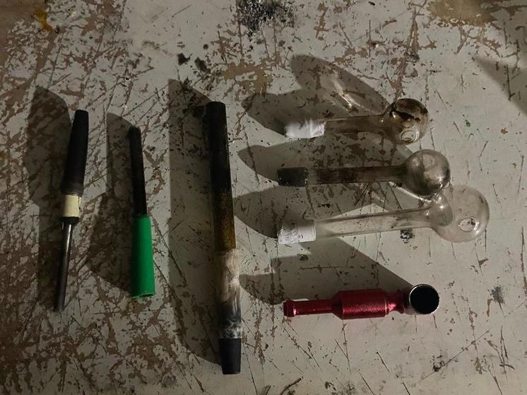 Вяземские полицейские накрыли наркопритон