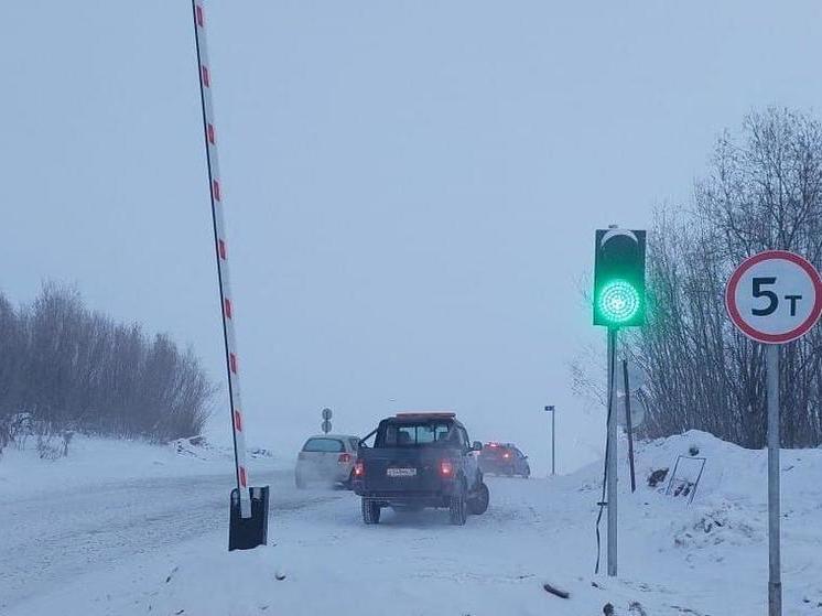 Грузоподъемность на автозимнике "Хатассы - Павловск" увеличили до пяти тонн