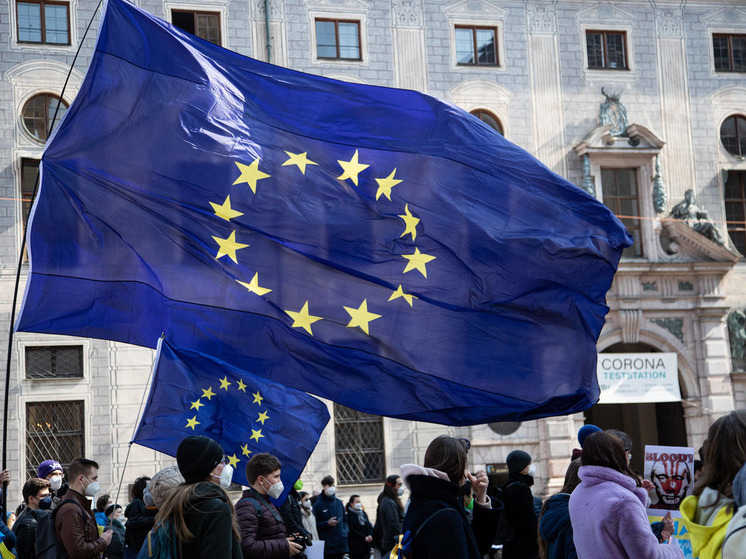 Немецкий бизнесмен обвинил главу Еврокомиссии в разрушении ЕС из-за Украины