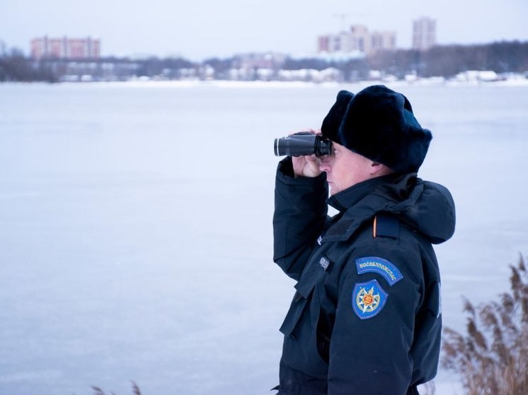 Жителям Подмосковья из-за снегопадов не рекомендуют выходить на лед