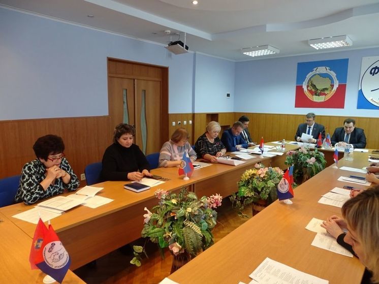 Профсоюзы пожаловались на два департамента Орловской области