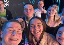 Петербургские студенты получили по 1 миллиону рублей за победу в конкурсе «Твой Ход». Результатами поделились в telegram-канале комитета по молодежной политике города.
