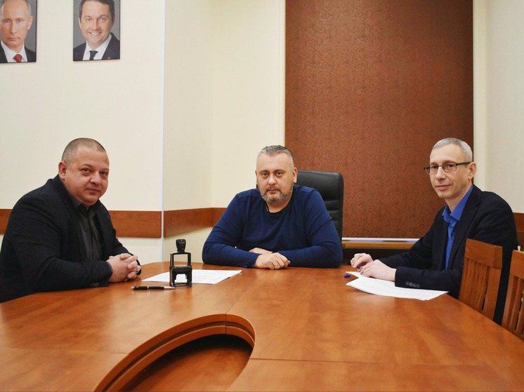 Хоккейный корт спорткомплекса «Дельфин» в Заполярном будет работать круглогодично