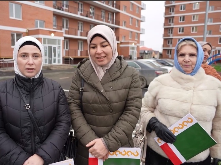 Шесть новых квартир получили погорельцы в Чечне после прямой линии с Рамзаном Кадыровым