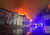 «Европа» оказалась в огне
В Советском районе Астрахани произошел крупный пожар