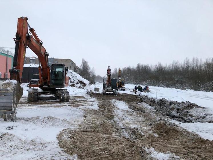 На улице Королева в Великом Новгороде построили 600 метров дороги