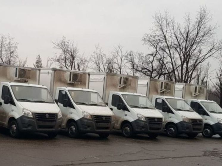 В ДНР прибыла первая партия автомобилей, предназначенных для выездной торговли