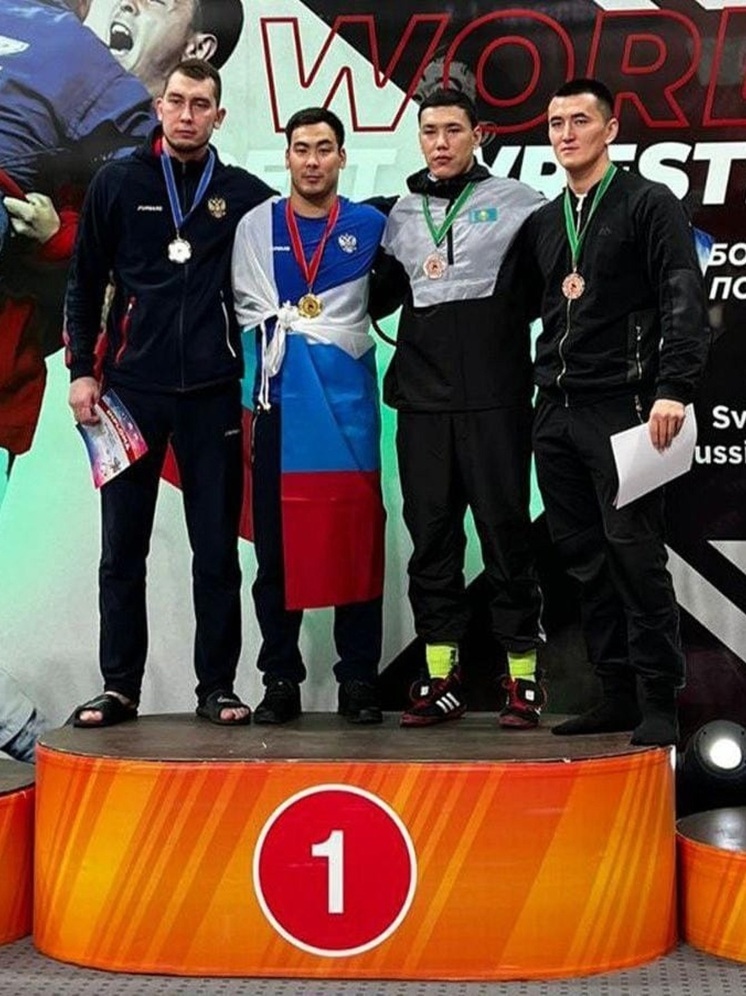 Спортсмен из Калмыкии стал обладателем кубка мира по борьбе на поясах