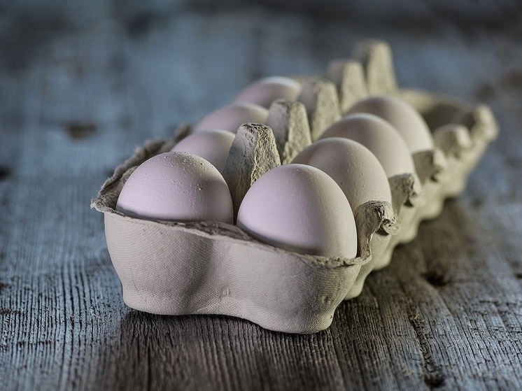 The EEC allowed Russia to import chicken eggs without duties