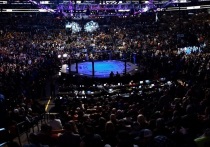 Ночью 17 декабря на арене “T-Mobile” в Лас Вегасе прошел турнир UFC 296, это последний номерной турнир в 2023 году. “МК-спорт” рассказывает подробности.