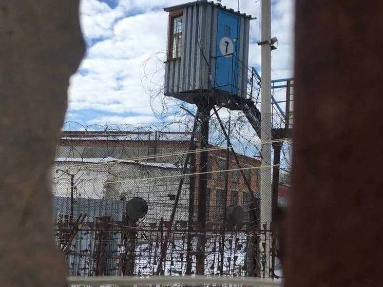 В Ершове мужчина "из хулиганских побуждений" покалечил людей