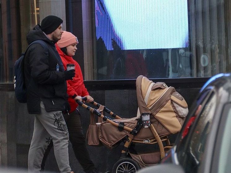 ВЦИОМ: 88% россиянок хотели бы иметь детей - МК