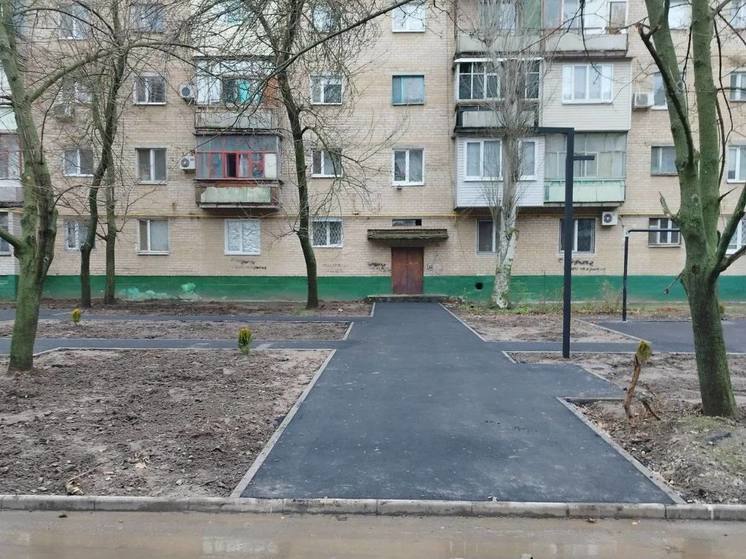 В Мелитополе благоустраивают дворовые территории